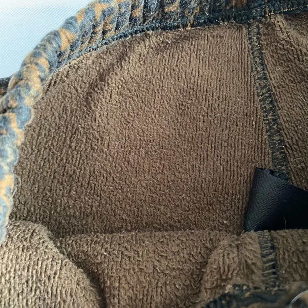 Leopard Leggings, Size M - Picture 3 of 9